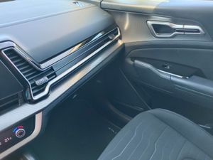 Kia Sportage 1.6 TGDi MHEV 110kW 150CV Drive 4x2 REESTRENO - Foto 17