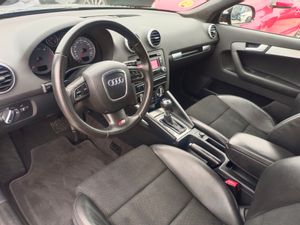 Audi A3 Sportback Ambition 2.0 TDI 140 CV S tronic - Foto 9