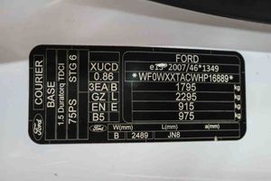 Ford Transit Courier Van 1.5tdCi  - Foto 7
