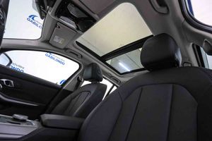 BMW Serie 3 318d Touring - Foto 27