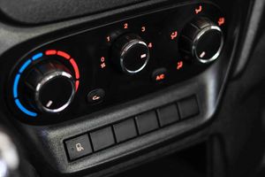 Iveco Daily 35S15 Chasis Cabina Simple  - Foto 33