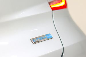 Renault Captur Initiale Pa E-TECH Híbrido enchuf. 160cv - Foto 14