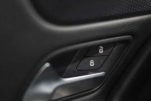 Mercedes CLA CLA 180 - Foto 32