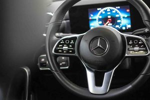 Mercedes CLA CLA 180 - Foto 35