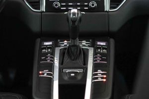 Porsche Macan - - Foto 40