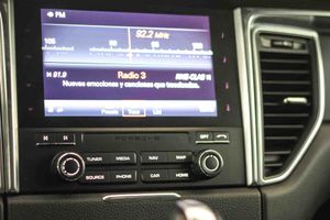 Porsche Macan - - Foto 47