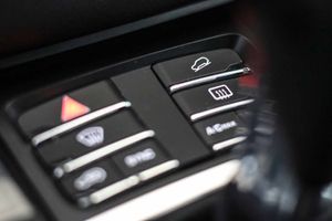 Porsche Macan - - Foto 45