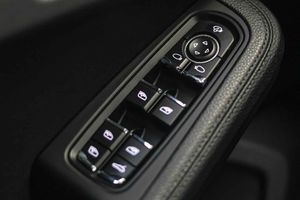 Porsche Macan - - Foto 29