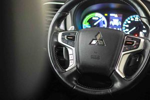 Mitsubishi Outlander 2.4 PHEV Motion Auto 4WD - Foto 36