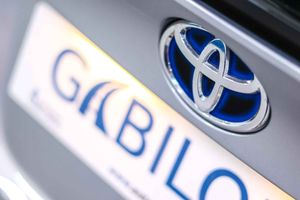Toyota C-HR 2.0 180H Advance - Foto 14