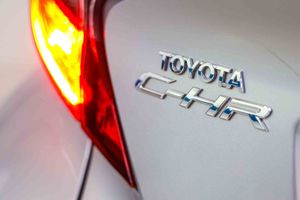 Toyota C-HR 2.0 180H Advance - Foto 11