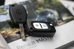 Renault Master Chasis Cabina 2.3 dCi L2 **Basculante** **SÓLO 15000KMS** - Foto 42