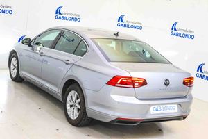 Volkswagen Passat 2.0 TDI 90kW (122CV) DSG - Foto 13