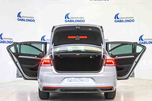 Volkswagen Passat 2.0 TDI 90kW (122CV) DSG - Foto 23