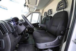 Fiat Ducato 35 L2H2 BlueHDI  - Foto 27