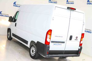 Fiat Ducato 35 L2H2 BlueHDI  - Foto 13