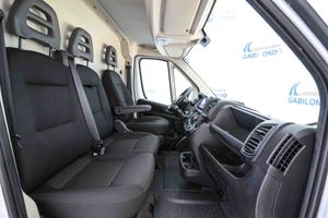 Fiat Ducato 35 L2H2 BlueHDI  - Foto 44