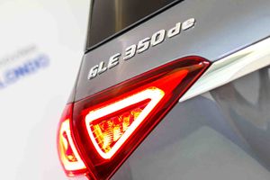 Mercedes GLE GLE 350 de 4MATIC (Híbrido Enchufable) AMG Line **Techo panorámico** - Foto 15