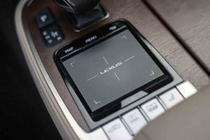 Lexus LS 500h Luxury Art Wood - Foto 47