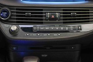 Lexus LS 500h Luxury Art Wood - Foto 48