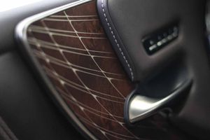 Lexus LS 500h Luxury Art Wood - Foto 32