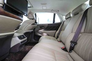 Lexus LS 500h Luxury Art Wood - Foto 57