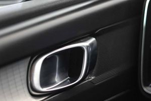 Volvo XC40 1.5 T4 Twin Recharge Inscription Auto - Foto 34