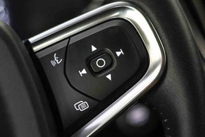 Volvo XC40 1.5 T4 Twin Recharge Inscription Auto - Foto 40
