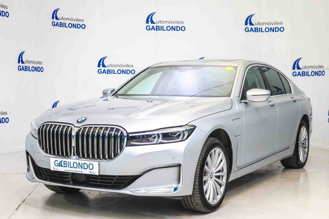 BMW Serie 7 745e - Foto 1