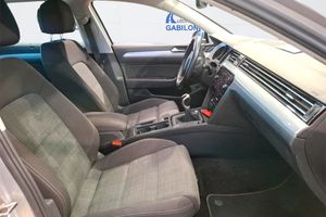 Volkswagen Passat Variant 2.0 TDI 110kW (150CV) - Foto 4