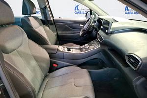 Hyundai Santa Fe 1.6 TGDi HEV Klass Auto 4x2 **7 Plazas** - Foto 4