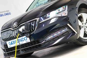 Skoda Superb L&K 1.4 TSI iV P-HEV 160kW DSG - Foto 9
