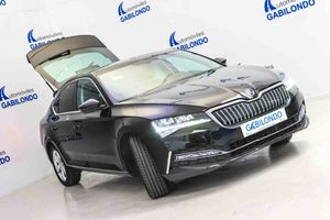 Skoda Superb L&K 1.4 TSI iV P-HEV 160kW DSG - Foto 19