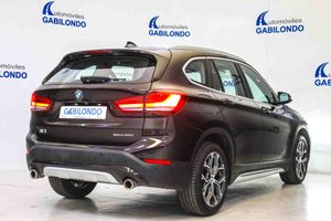 BMW X1 sDrive20i DCT XLine - Foto 11