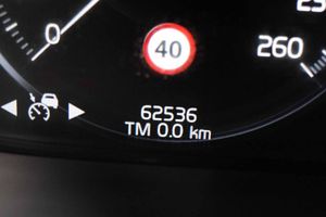 Volvo XC90 2.0 T8 AWD Inscription Auto **Techo panorámico** 7 Plazas - Foto 6