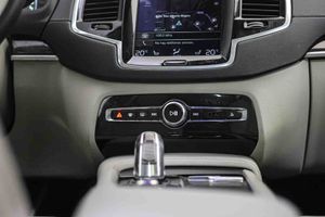 Volvo XC90 2.0 T8 AWD Inscription Auto **Techo panorámico** 7 Plazas - Foto 42