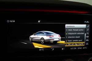 Mercedes Clase E Mercedes-AMG E 53 4MATIC+ **Techo panorámico** - Foto 74