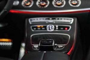 Mercedes Clase E Mercedes-AMG E 53 4MATIC+ **Techo panorámico** - Foto 49
