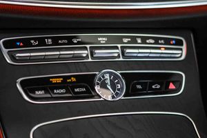 Mercedes Clase E Mercedes-AMG E 53 4MATIC+ **Techo panorámico** - Foto 52