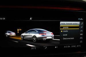 Mercedes Clase E Mercedes-AMG E 53 4MATIC+ **Techo panorámico** - Foto 73