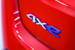 Jeep Compass 4Xe 1.3 PHEV 177kW (240CV) S AT AWD - Foto 24