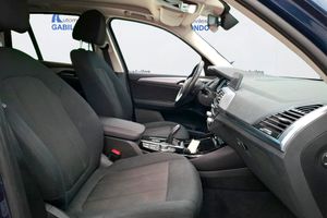 BMW X3 sDrive18d - Foto 8