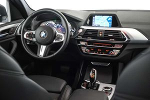 BMW X3 sDrive18d - Foto 43