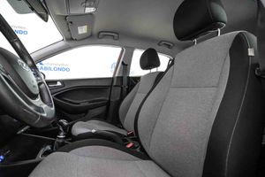 Hyundai i20 1.1 CRDi Essence - Foto 26