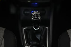 Hyundai i20 1.1 CRDi Essence - Foto 38