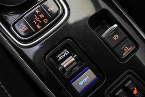 Mitsubishi Outlander 2.4 PHEV Motion Auto 4WD - Foto 43