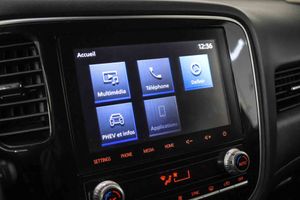 Mitsubishi Outlander 2.4 PHEV Motion Auto 4WD - Foto 53