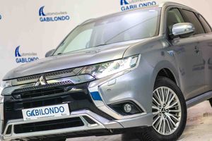 Mitsubishi Outlander 2.4 PHEV Motion Auto 4WD - Foto 25
