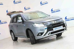 Mitsubishi Outlander 2.4 PHEV Motion Auto 4WD - Foto 19