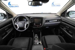 Mitsubishi Outlander 2.4 PHEV Motion Auto 4WD - Foto 32